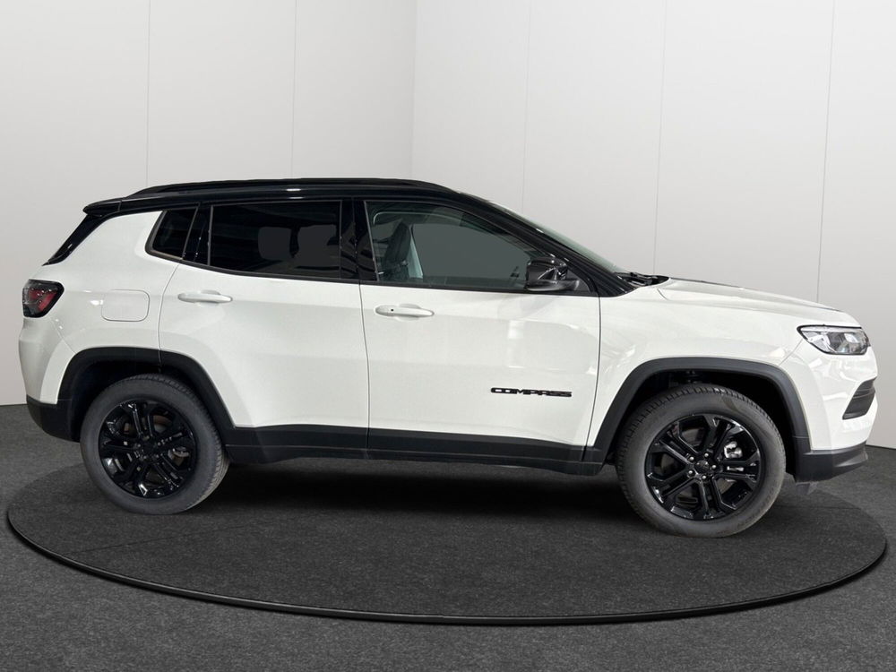 Jeep Compass nuova a Caltanissetta (4)