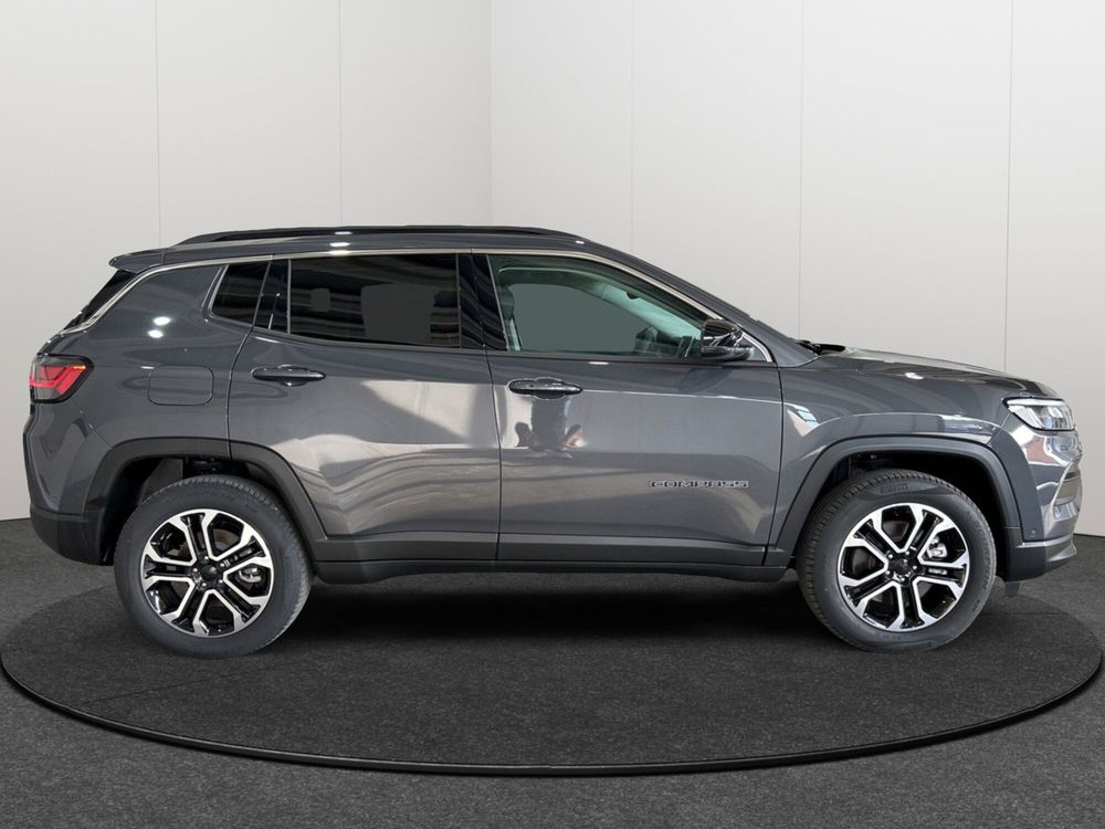 Jeep Compass nuova a Caltanissetta (4)