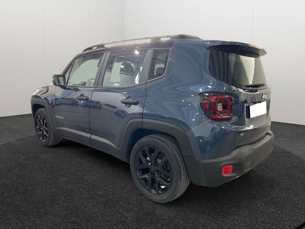 Jeep Renegade nuova a Caltanissetta (6)