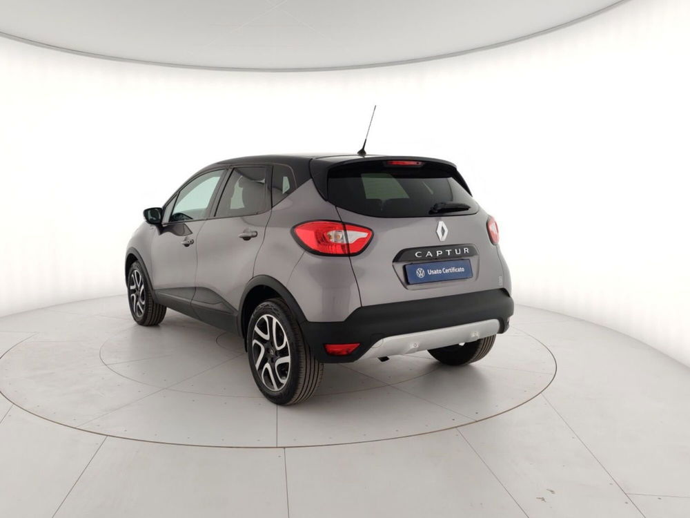 Renault Captur usata a Massa-Carrara (2)