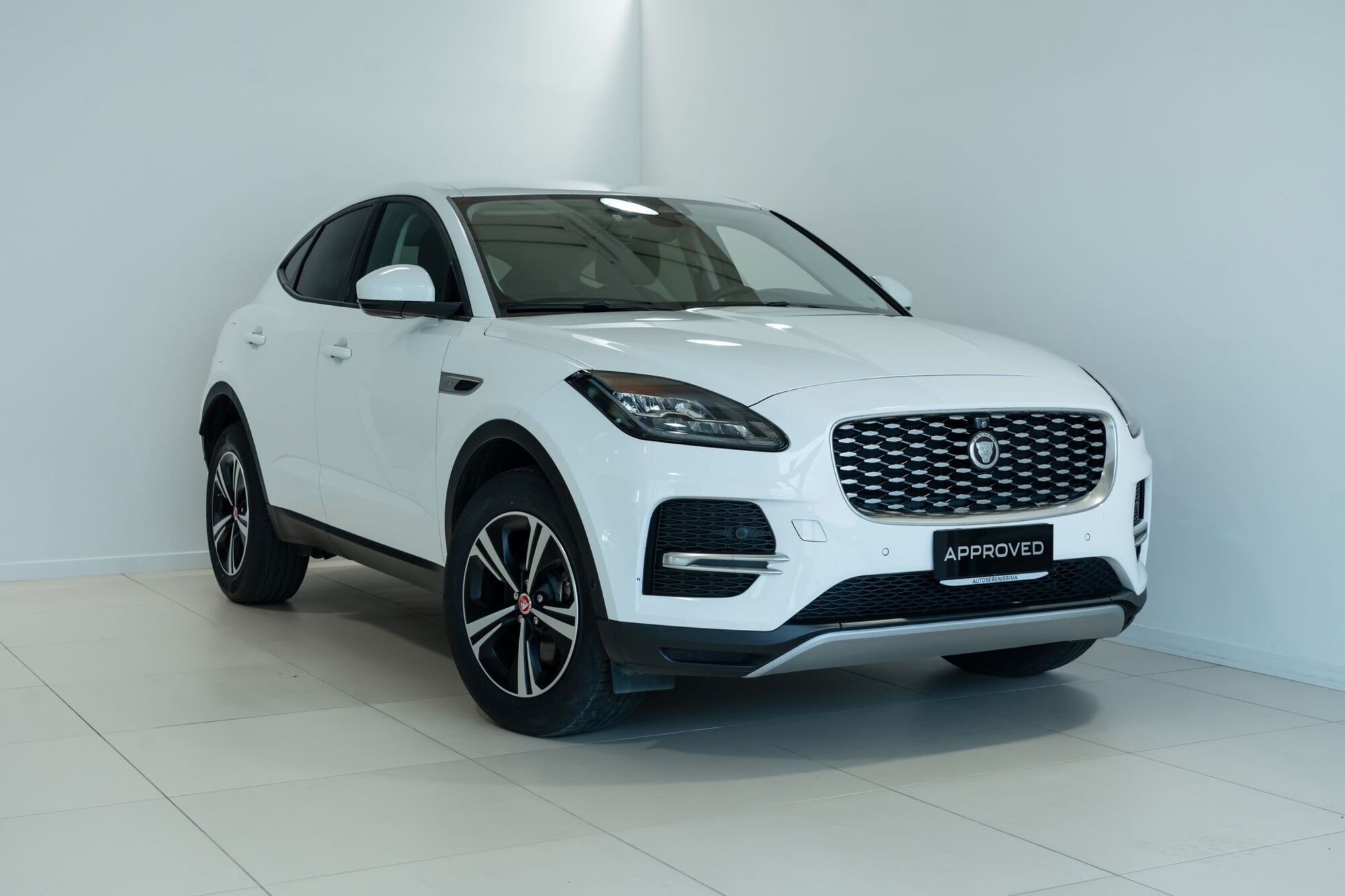 Jaguar E-Pace 2.0D I4 163 CV AWD Auto  del 2021 usata a Verona