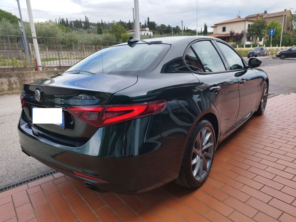 Alfa Romeo Giulia usata a Arezzo (9)