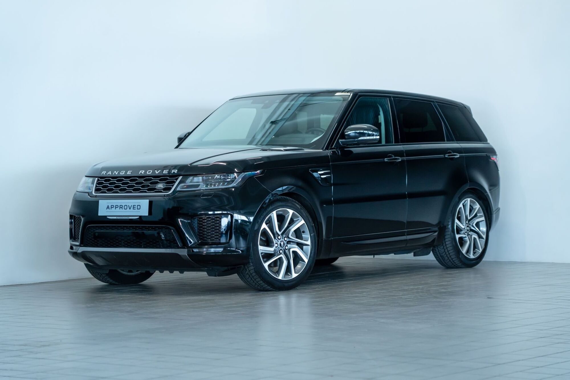 Land Rover Range Rover Sport 3.0D l6 249 CV HSE Dynamic Stealth del 2021 usata a Verona