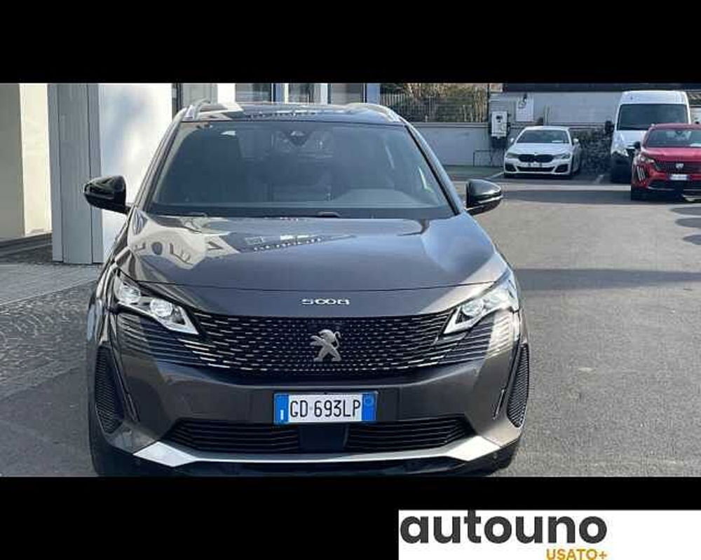 Peugeot 5008 usata a Napoli (8)