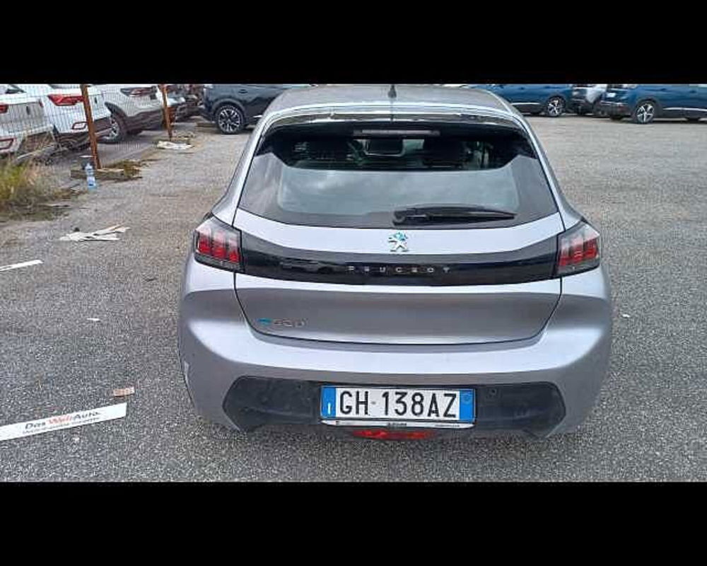 Peugeot 208 usata a Napoli (3)