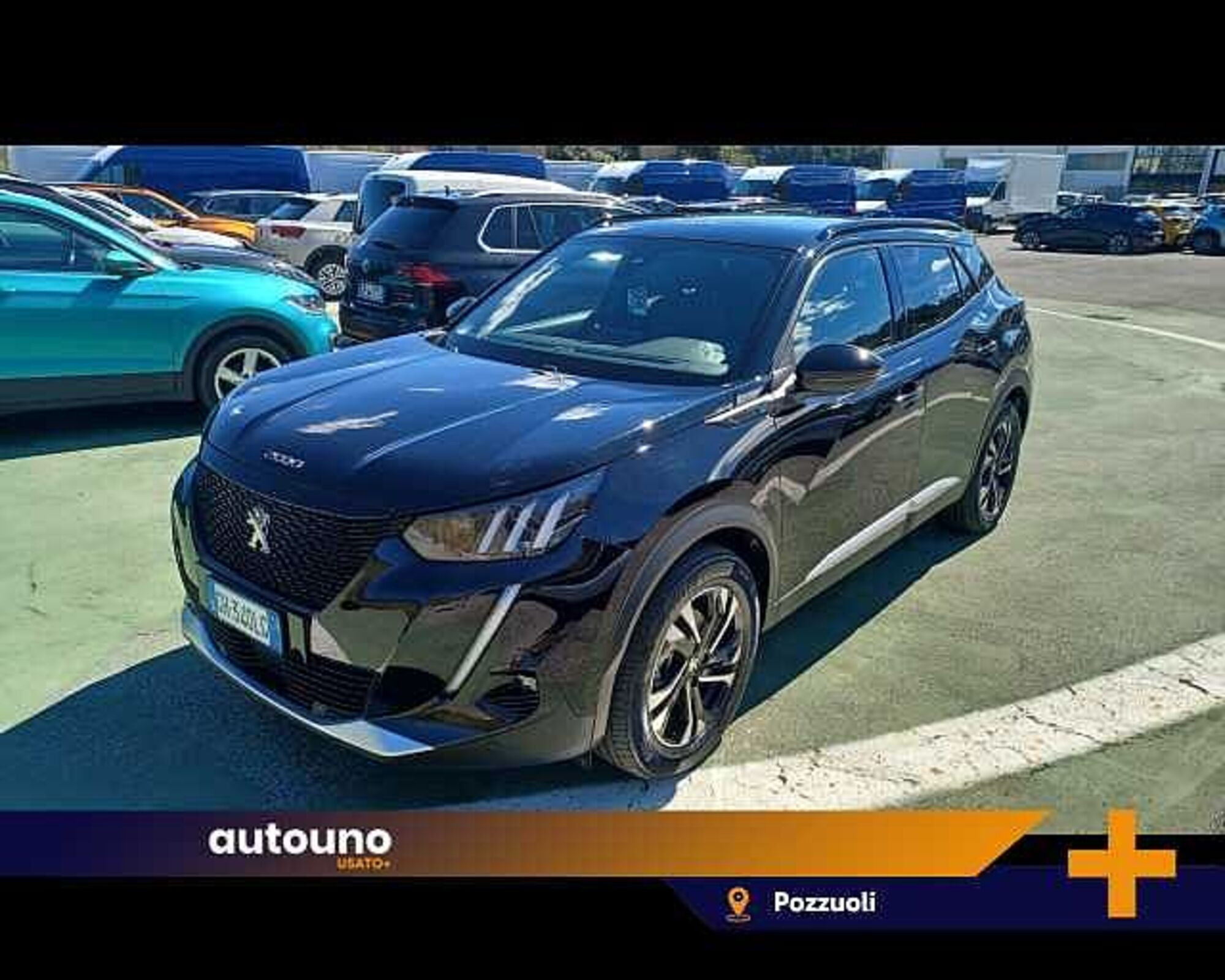 Peugeot 2008 motore elettrico 136 CV GT Pack  del 2021 usata a Casoria