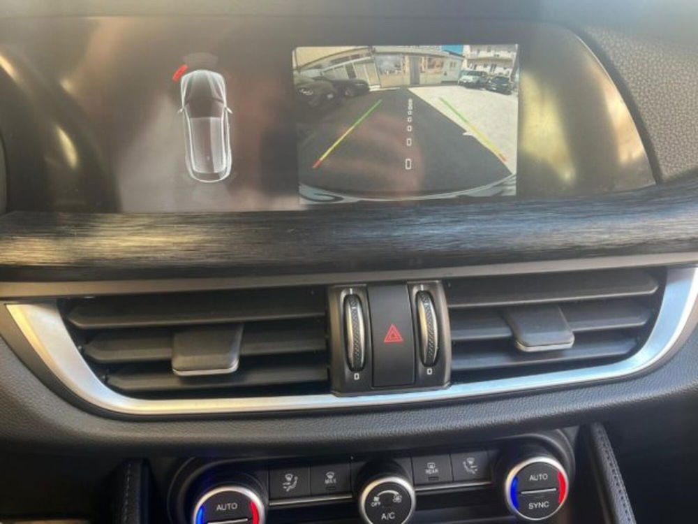 Alfa Romeo Stelvio usata a Trapani (10)