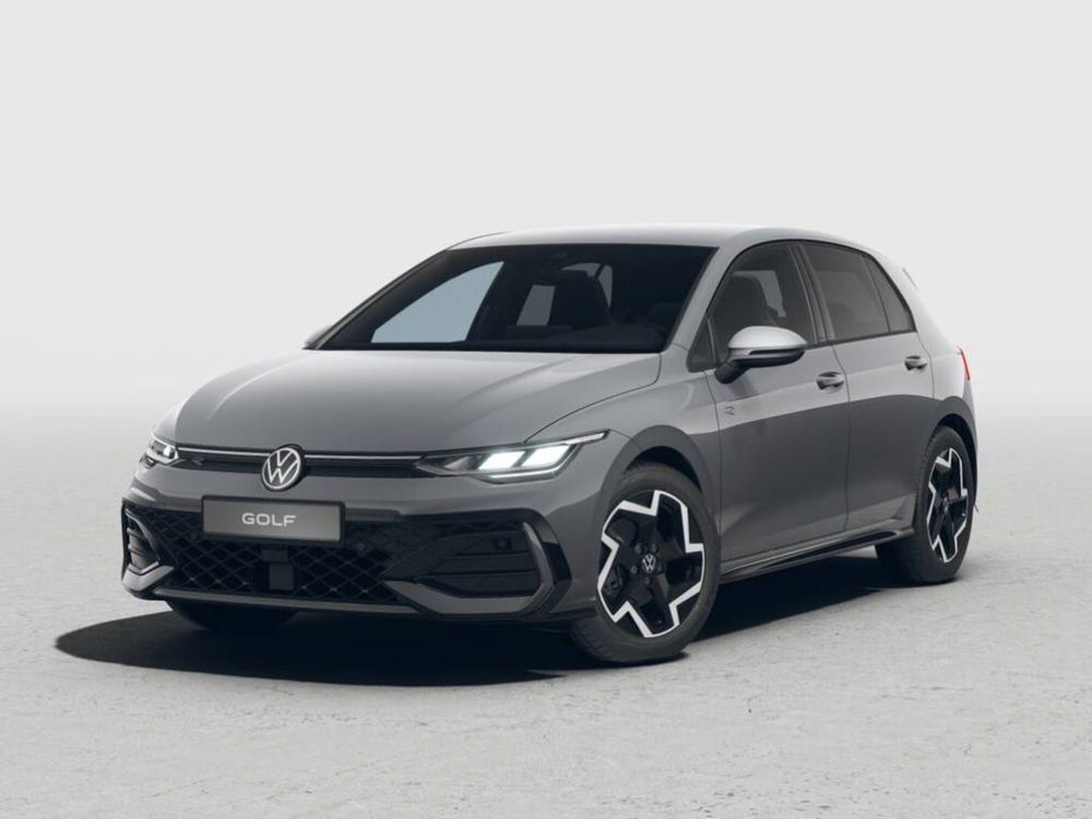 Volkswagen Golf nuova a Novara