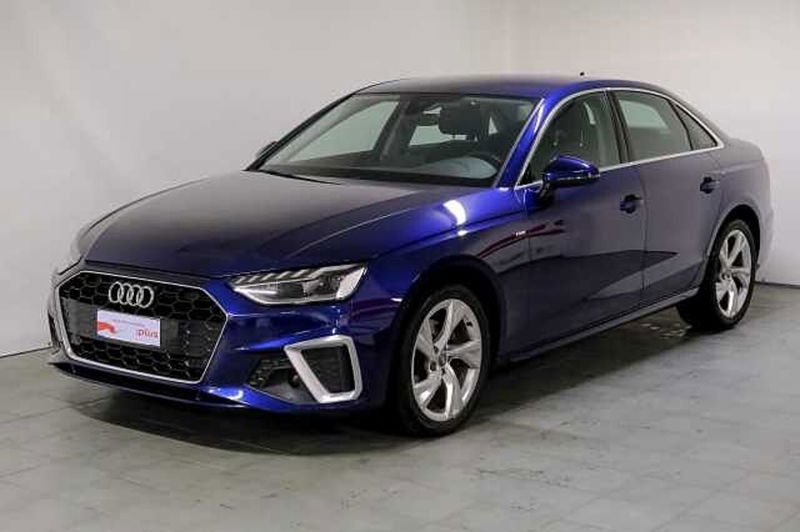 Audi A4 35 TFSI S tronic S line edition  del 2020 usata a Pianopoli