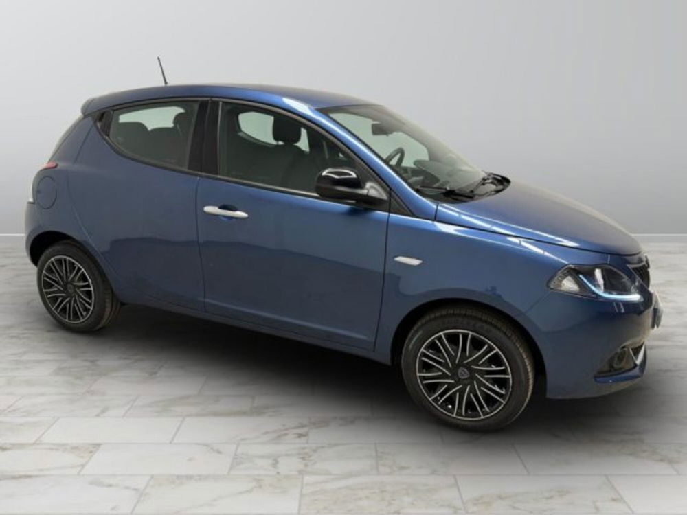 Lancia Ypsilon usata a Biella (8)