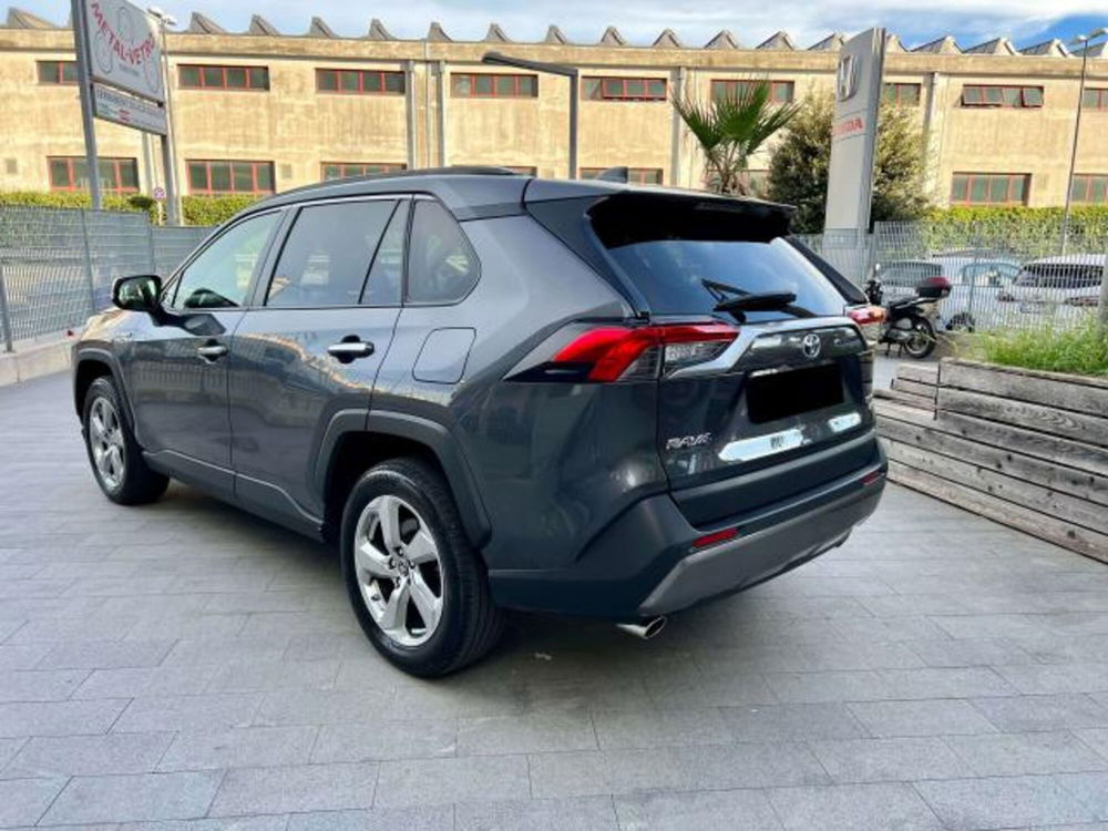 Toyota Rav4 usata a Savona (7)