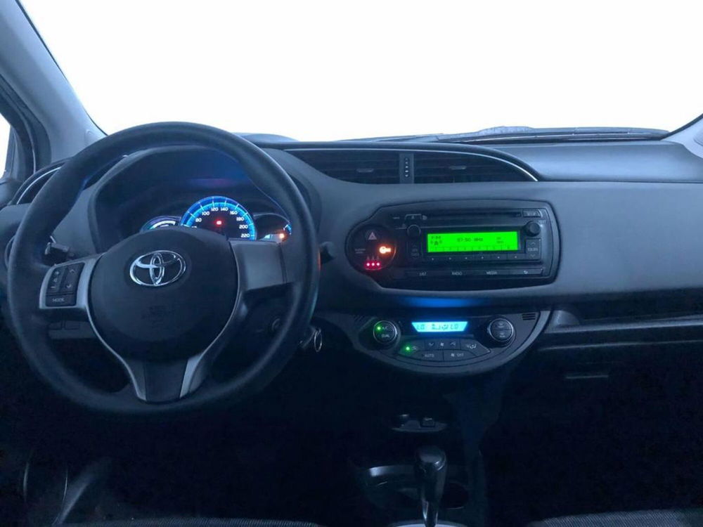 Toyota Yaris usata a Torino (8)