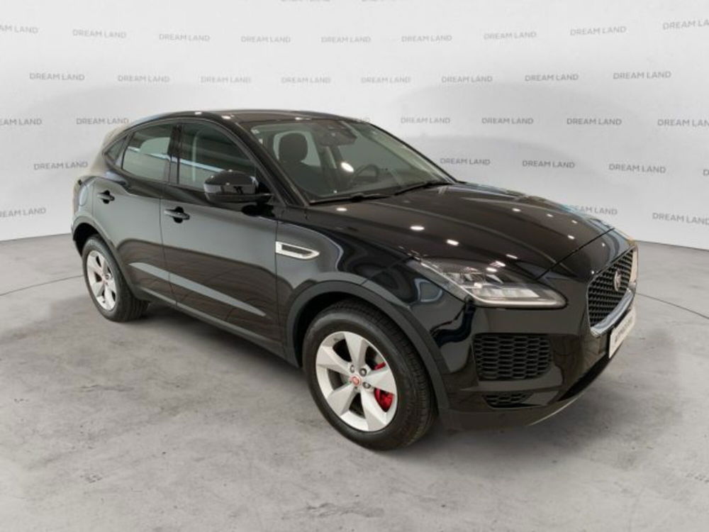 Jaguar E-Pace usata a Livorno (11)