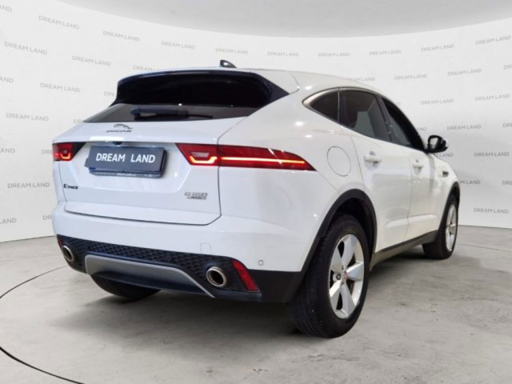 Jaguar E-Pace usata a Livorno (12)