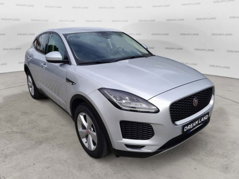 Jaguar E-Pace usata a Livorno (11)