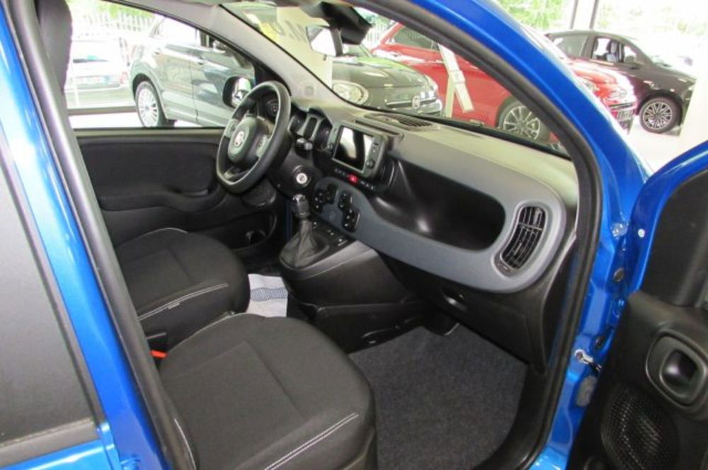 Fiat Panda Cross nuova a Milano (14)