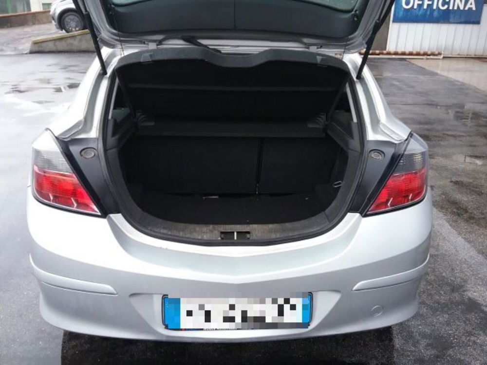 Opel Astra GTC usata a Macerata (6)