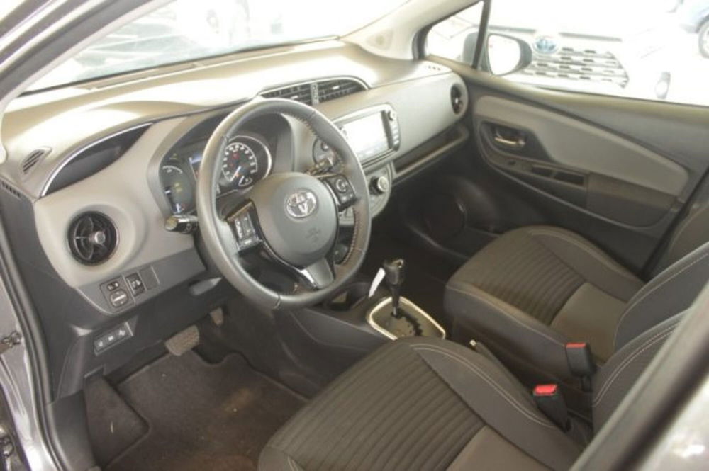 Toyota Yaris Cross usata a Roma (12)