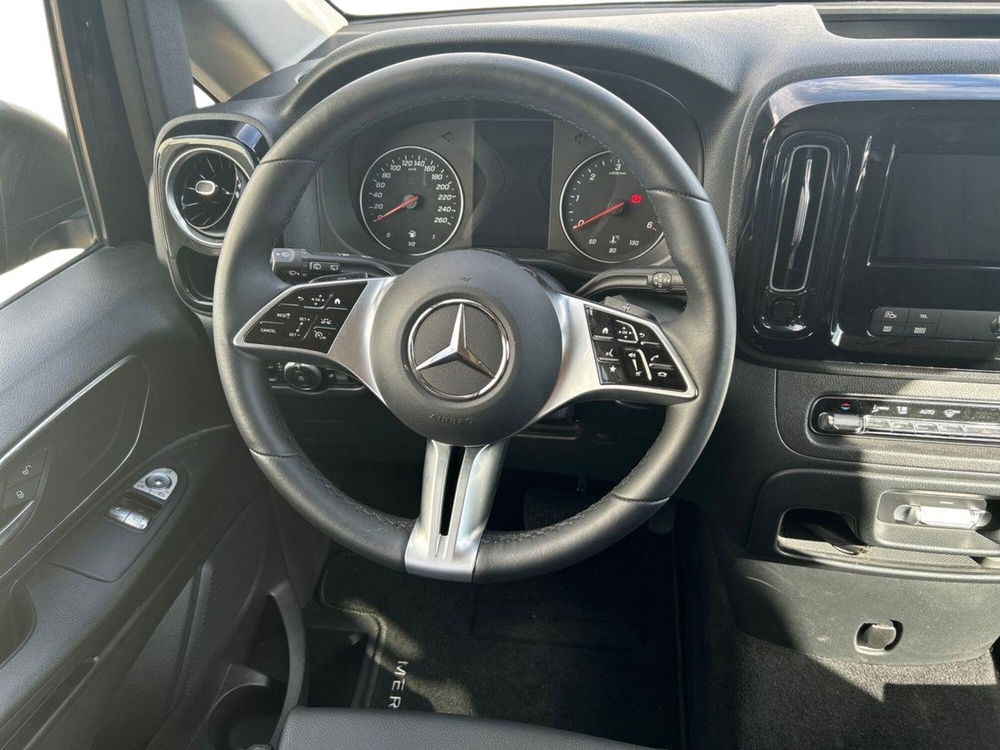 Mercedes-Benz Vito usata a Milano (11)