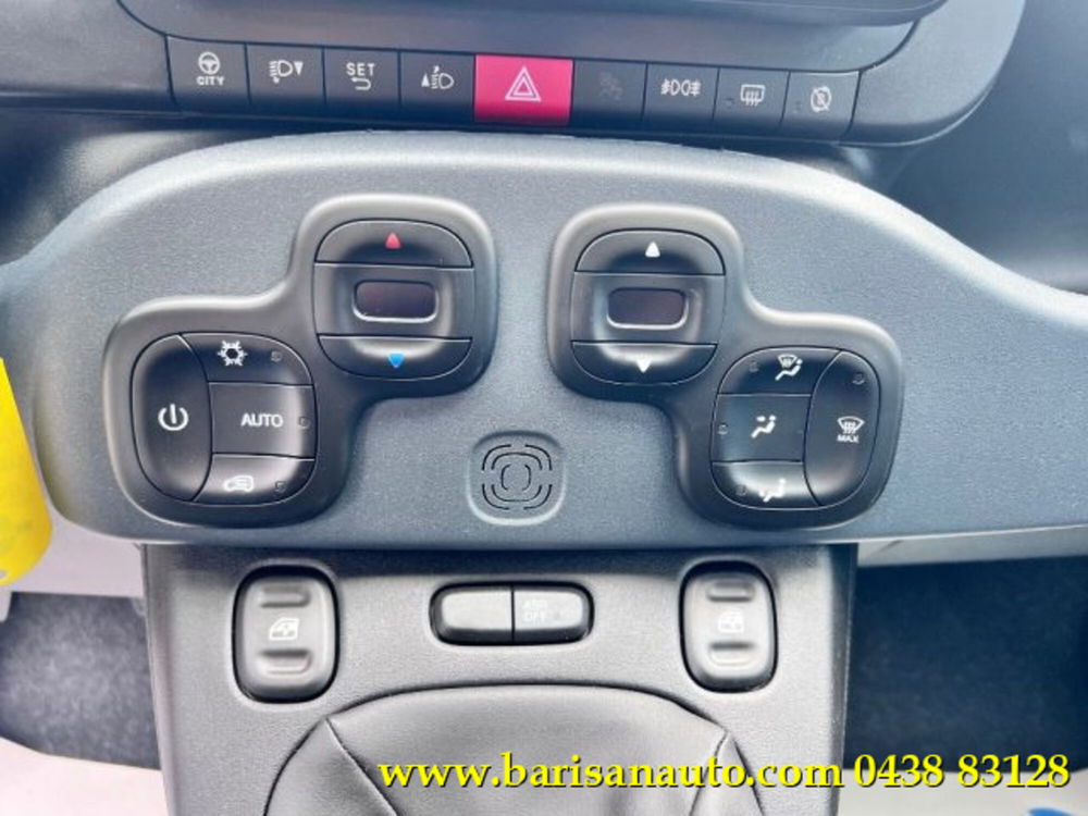 Fiat Panda Cross nuova a Treviso (12)