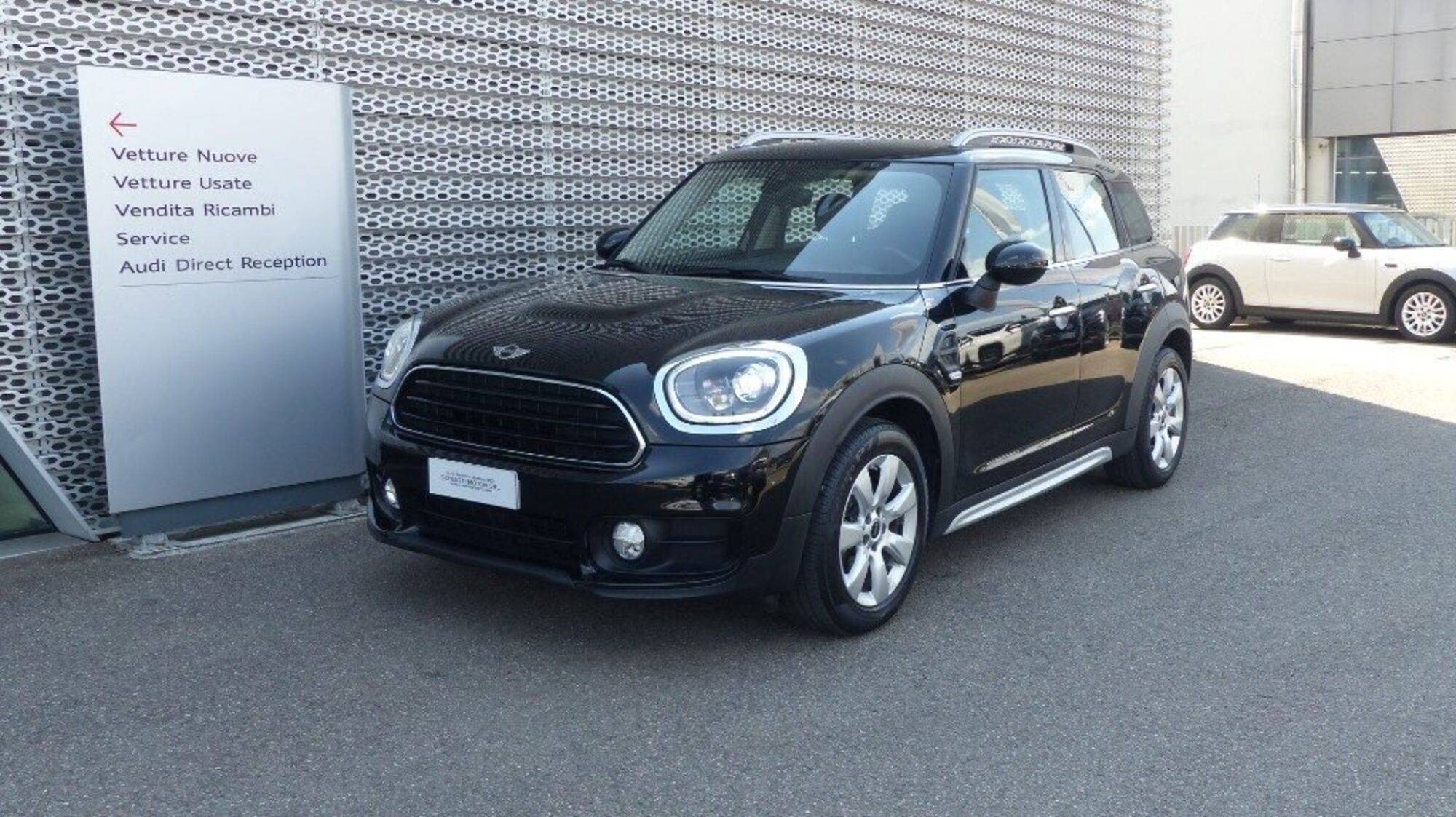 MINI Mini Countryman 1.5 One D Business Countryman  del 2017 usata a Carpi