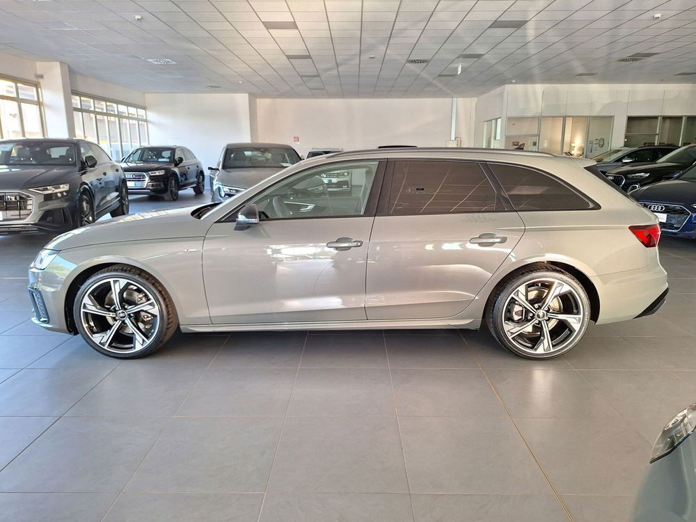 Audi A4 Avant nuova a Modena (3)