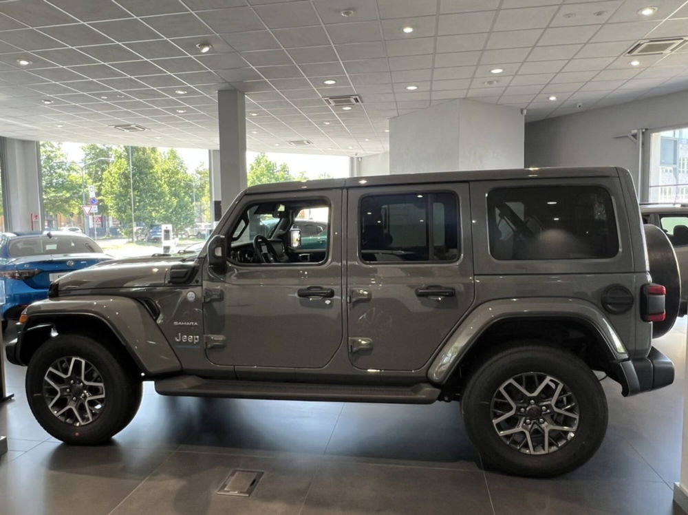 Jeep Wrangler Unlimited nuova a Milano (3)