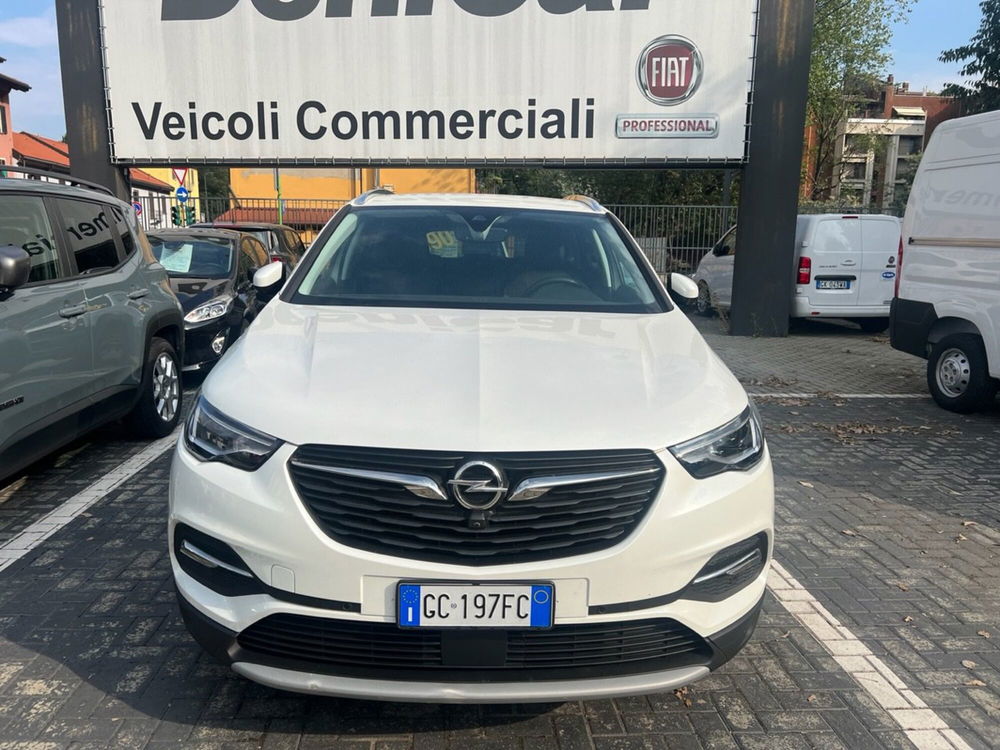 Opel Grandland X usata a Milano (2)