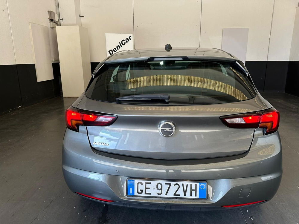 Opel Astra usata a Milano (7)