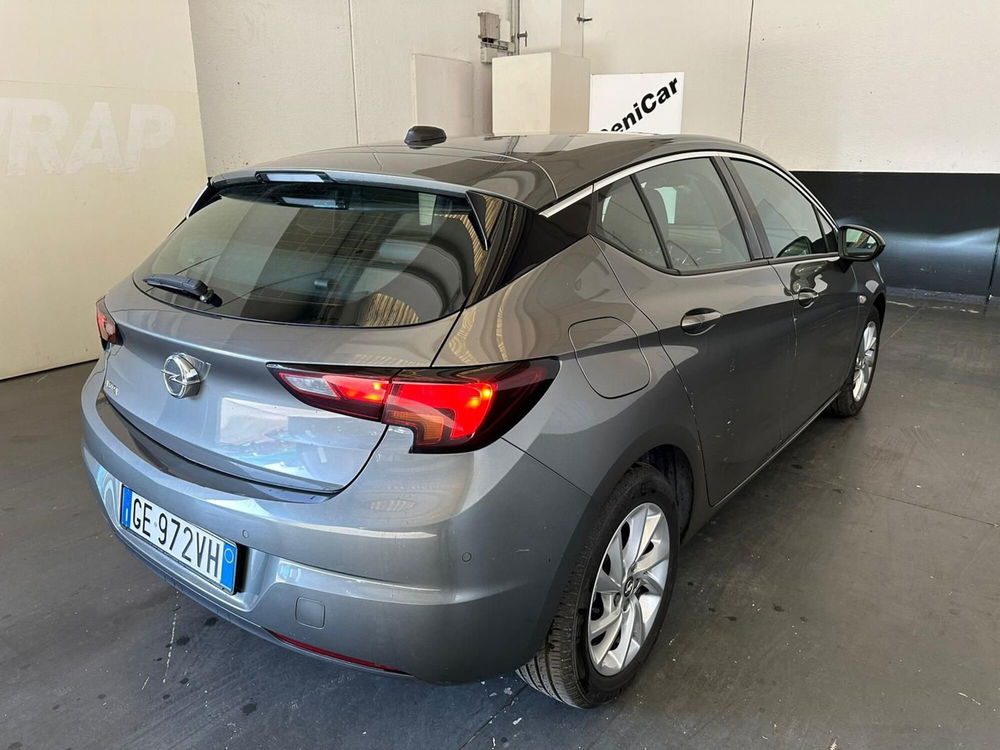 Opel Astra usata a Milano (8)