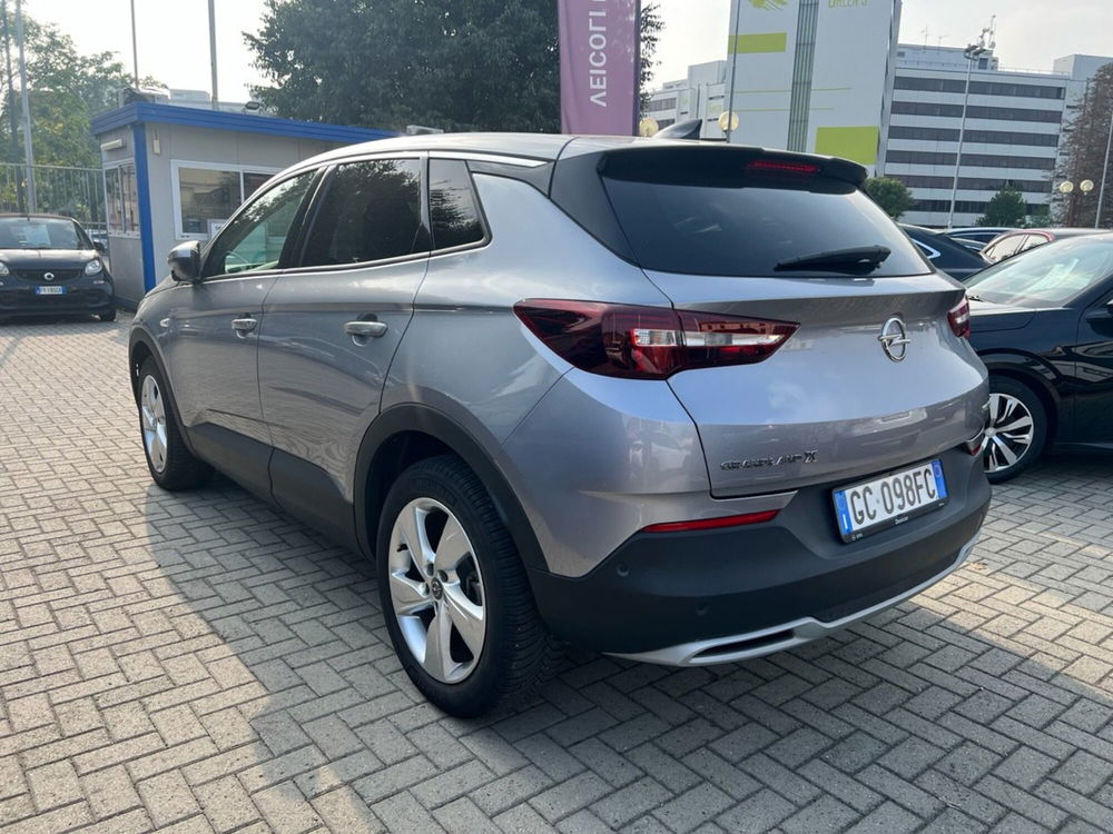 Opel Grandland X usata a Milano (4)