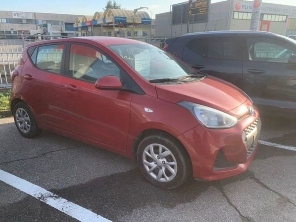 Hyundai i10 usata a Milano (7)