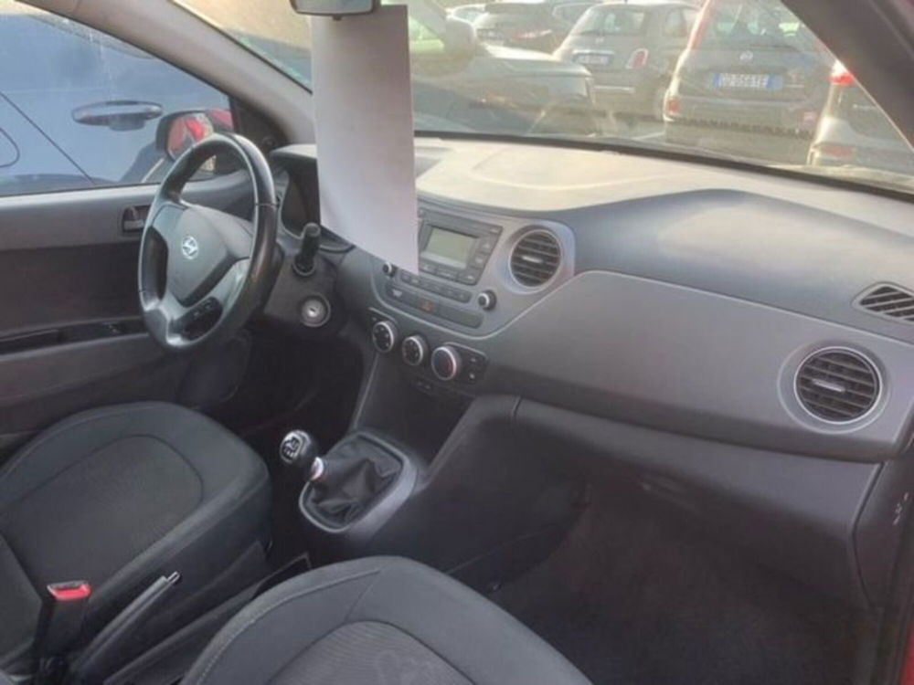 Hyundai i10 usata a Milano (8)