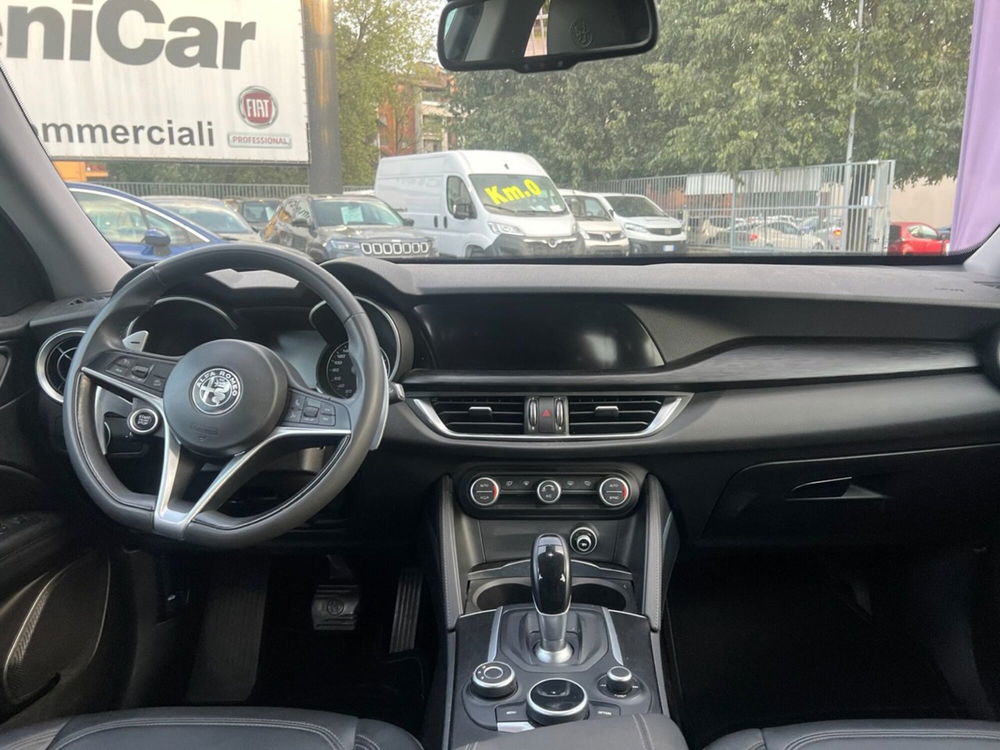 Alfa Romeo Stelvio usata a Milano (14)