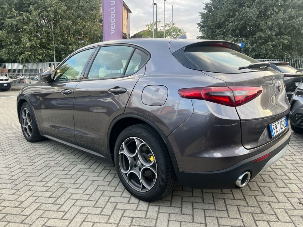 Alfa Romeo Stelvio usata a Milano (4)