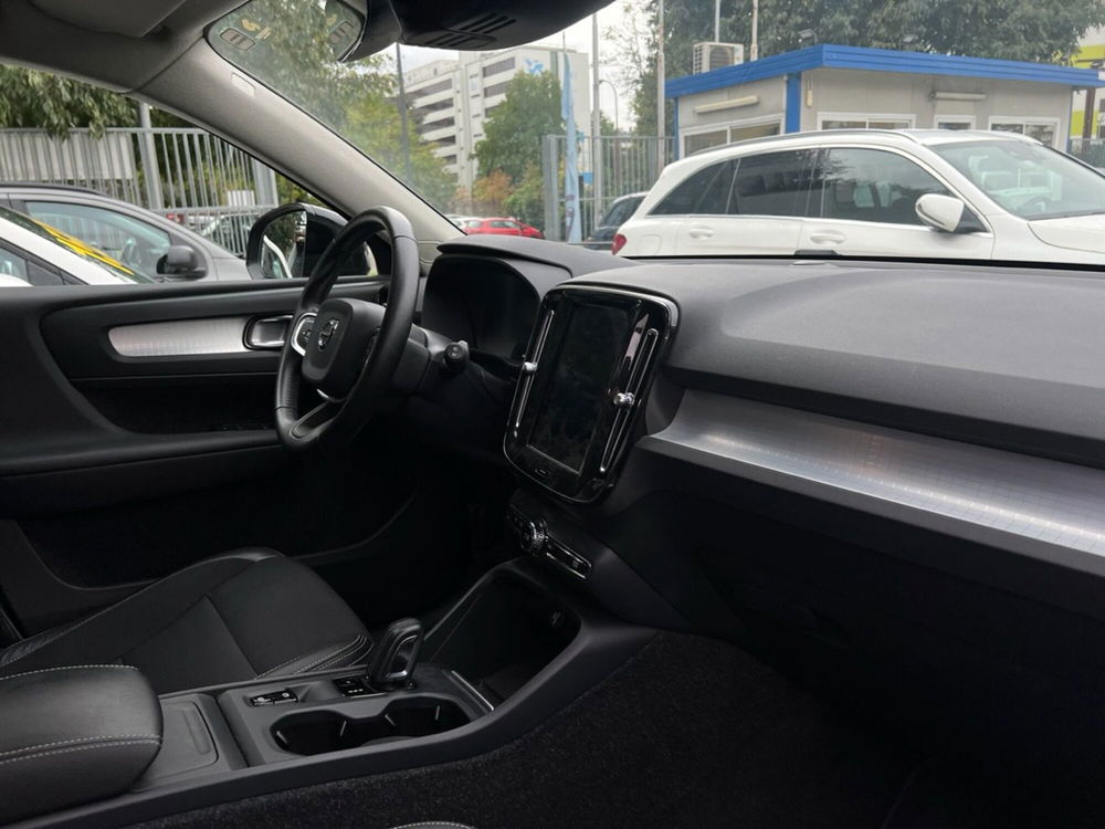 Volvo XC40 usata a Milano (12)