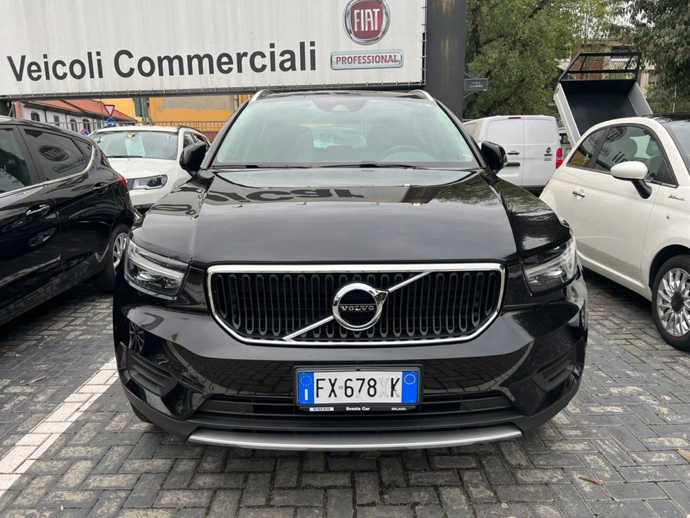 Volvo XC40 usata a Milano (2)