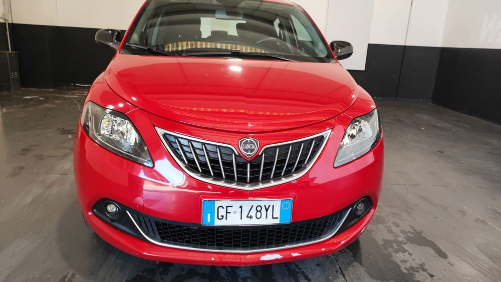 Lancia Ypsilon usata a Milano (2)