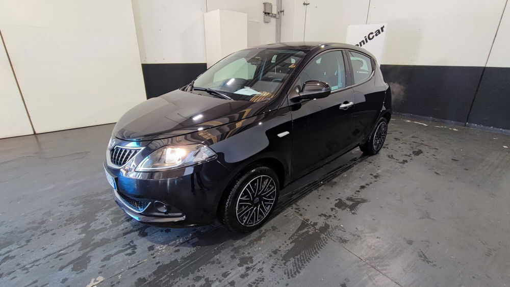 Lancia Ypsilon usata a Milano