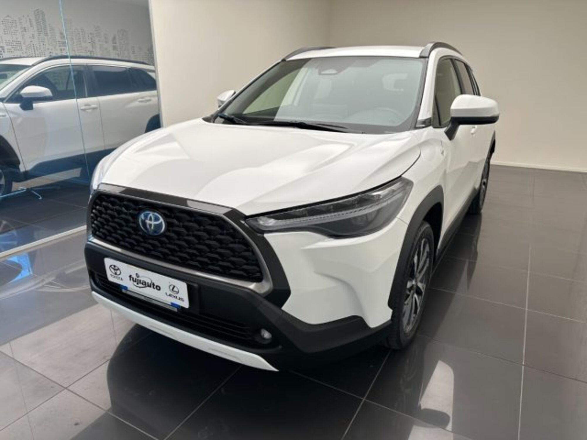 Toyota Corolla Cross Hybrid 2.0 Hybrid 197 CV E-CVT Lounge Light del 2023 usata a Cuneo