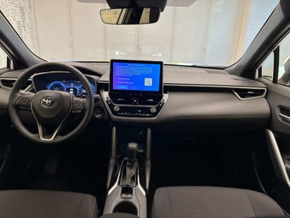 Toyota Corolla Cross Hybrid usata a Cuneo (11)