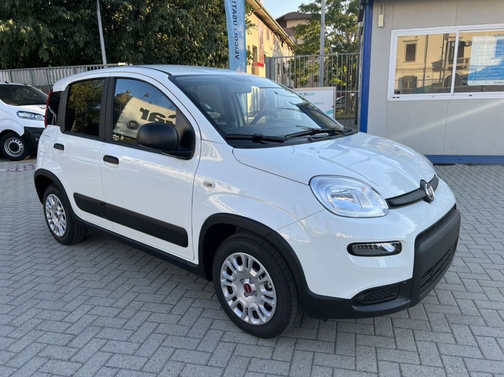 Fiat Panda nuova a Milano (3)