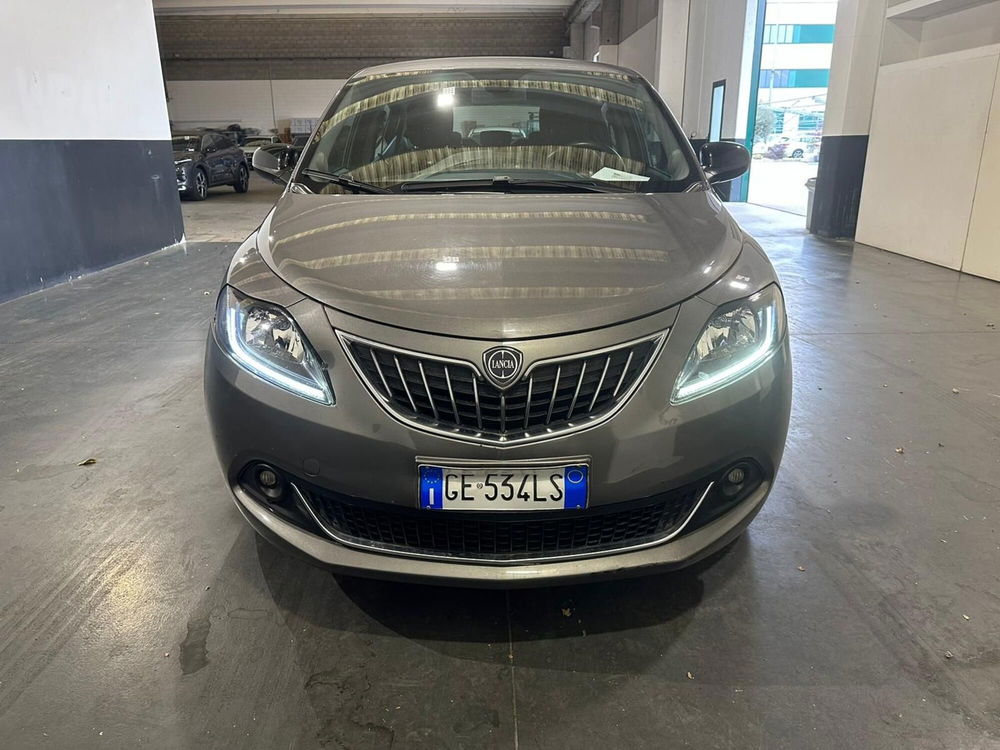 Lancia Ypsilon usata a Milano (2)