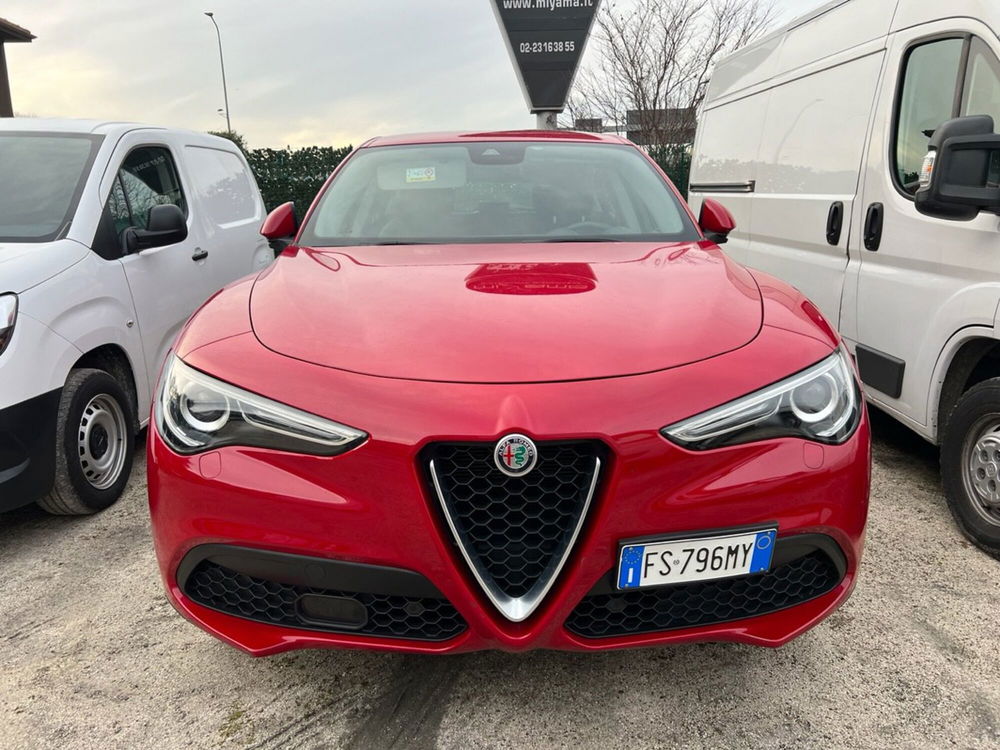 Alfa Romeo Stelvio usata a Milano (2)