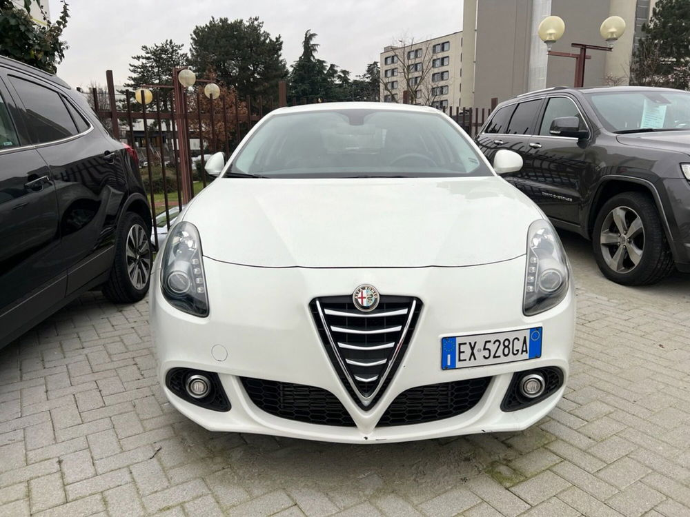 Alfa Romeo Giulietta usata a Milano (2)