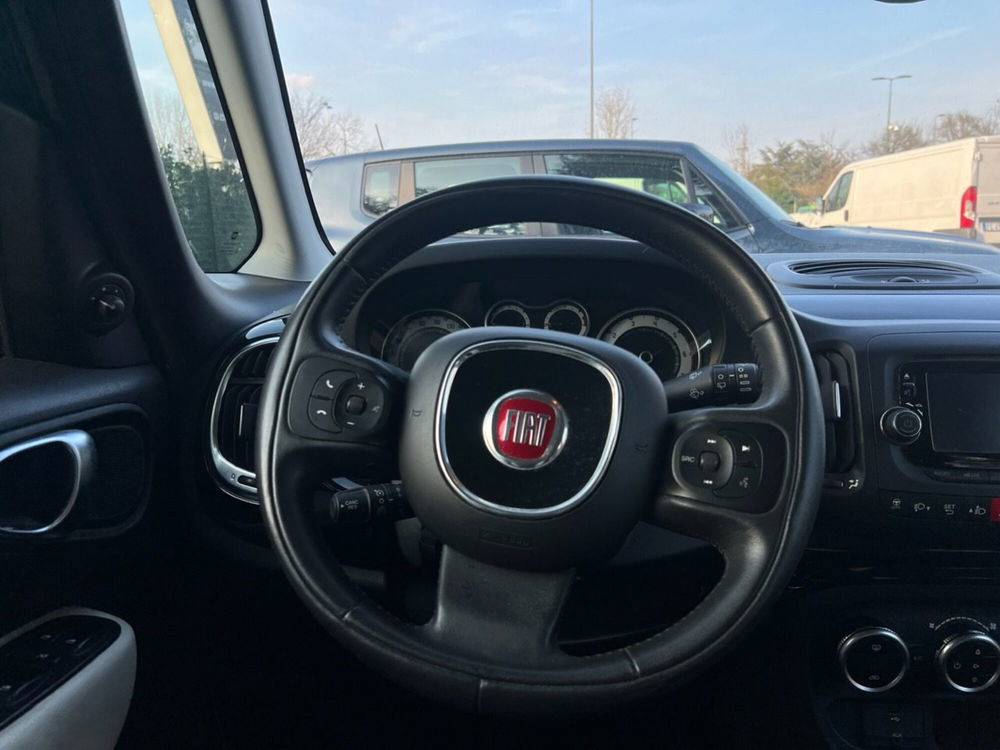 Fiat 500L usata a Milano (15)