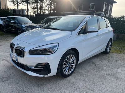 BMW Serie 2 Active Tourer 216d  Luxury  del 2020 usata a Milano