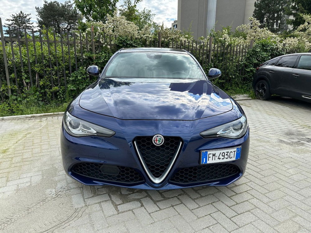 Alfa Romeo Giulia usata a Milano (2)