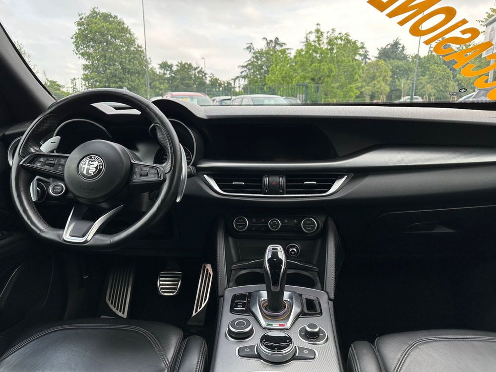 Alfa Romeo Stelvio usata a Milano (9)