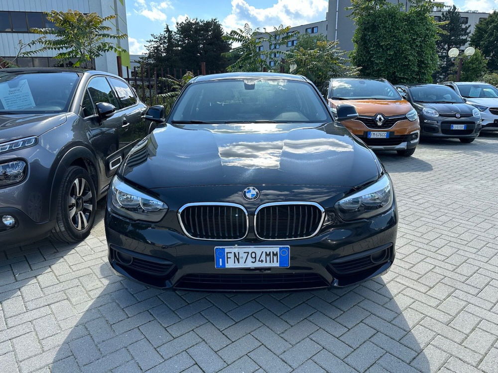 BMW Serie 1 5p. usata a Milano (2)